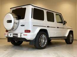 ご遠方の場合でも、下取り車両の金額を概算でお出しすることは可能でございます。車検証をお手元に、走行距離をご確認の上お問い合わせくださいませ。