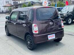 左斜め後ろからです。