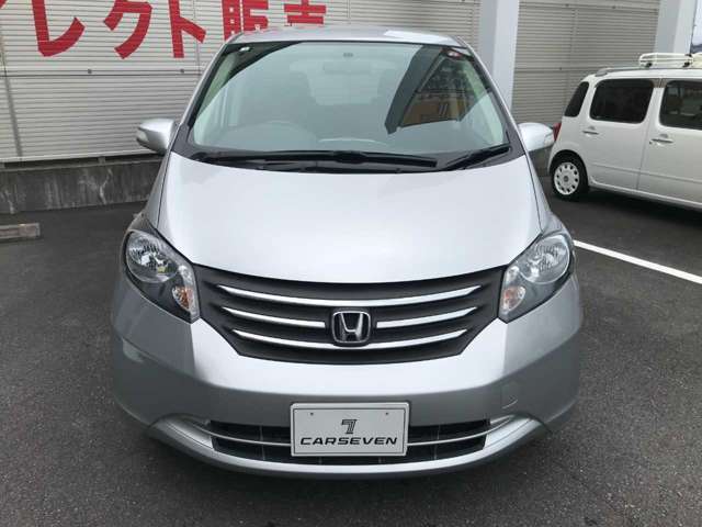 当店の車両は低走行車を中心にお客様に長く・気持ちよく乗って頂ける車両を取り揃えております。