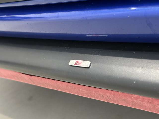 ☆数ある中から当社の車両を閲覧いただきまして、誠にありがとうございます☆公式ラインのお問い合わせで、納車前に［ウイルス対策・抗菌消臭］車内施工をサービス致します。☆　公式ラインID：＠139rzrqn