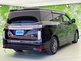 全国に店舗を展開しているのでどこでもお取り寄せが可能です！この車が気になるけど遠方だから・・・と諦める必要はありません！※別途陸送費が必要です。