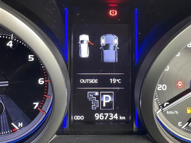 【スピードメーター】メーターがシンプルで見やすく運転しやすいですね！