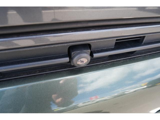 全方位カメラで車庫入れも楽々