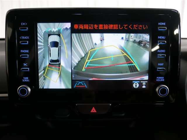 バックガイドモニターで、後方を確認しながら安心して駐車することができます。運転初心者も熟練者も必須の機能ですよ！