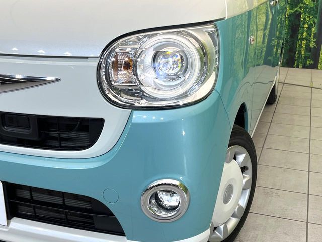 【LEDヘッドライト】悪天候や夜間走行時も良好な視界を確保し安心して運転できる高輝度LEDヘッドライトを装備！点灯速度が早く、消費電力も抑えられています。