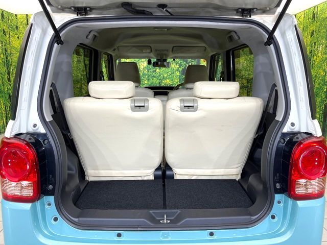 普段のお買い物や通勤、送迎等に十分な荷室スペースを確保しております。セカンドシートを倒すと、大きな荷物の積載も可能です♪