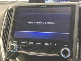【純正ナビ】一体感のあるナビは、高級感ある車内を演出してくれます。Bluetooth再生などオーディオ機能も充実しておりますので、運転もより楽しめます♪