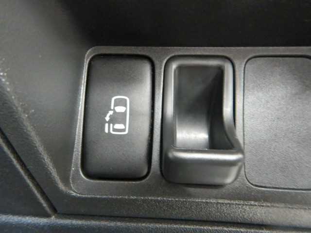 最新の入庫・販売情報などは当社ホームページhttp://www.carparco.comまで☆
