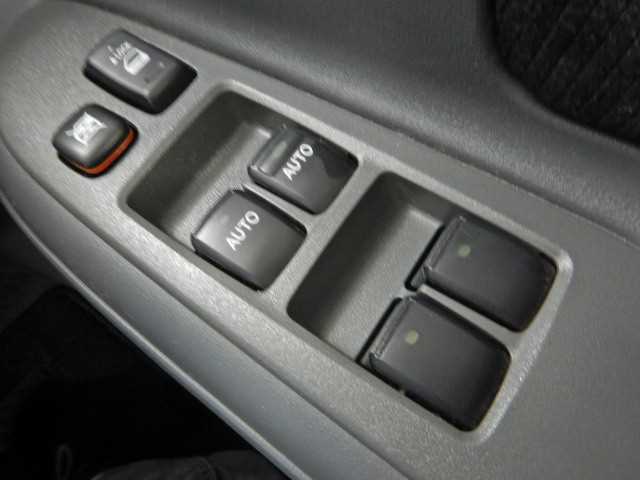 自動車損害保険代理店☆資格者多数在籍☆お買い替えの機会に、自動車任意保険のことも、ぜひ当店にお任せ下さい！