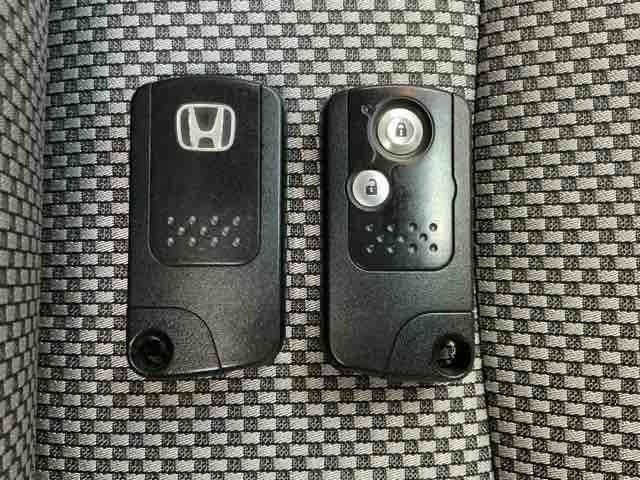 スマートキーです！ドアの施錠・解錠・エンジンの始動がスムーズで大変便利です！