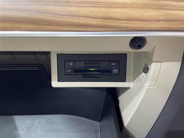 【ETC】高速道路走行もスムーズにお支払いが可能なETC！セットアップを行い、ご納車時にはご利用いただけるようにいたします♪