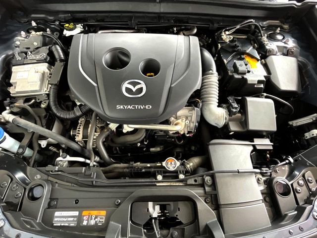 親切・丁寧な専門メカニックスタッフが応対！・車検・点検整備・事故等の修理などアフターサービスも安心。お車のカスタマイズもネクステージのサービススタッフまでご相談ください！