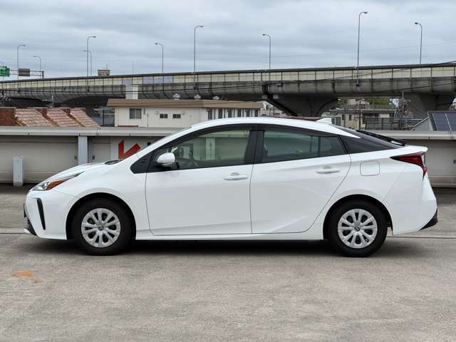 日本全国納車可能です！もちろん、離島へご納車も可能ですのでお気軽にご相談くださいませ！ご契約からご納車までの流れは、お電話、公式LINE、メールにてご連絡！レターパックを使って書類のやり取りを行います！！