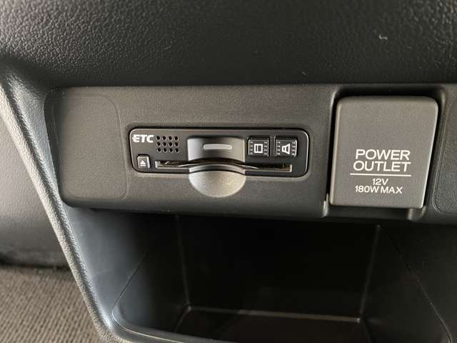 便利なETC付き！高速道路もストレスなく快適です♪ETC装着車の恩恵も…♪普段使わなくても付いていれば安心です♪