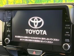 【8インチ　ディスプレイオーディオ】大画面のディスプレイはAppleCarPlayやAndroidAutoが利用可能。大きな画面でスマホナビアプリ等が利用いただけます♪