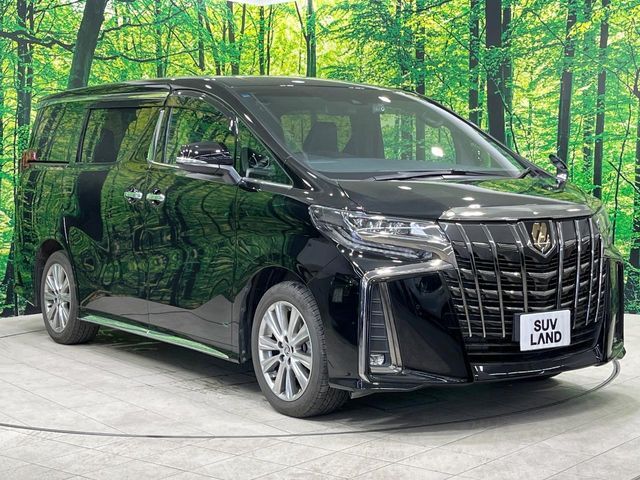 大好評のボディコーティング「弾スプラッシュコート」もご納車までに施工可能。通常のガラスコートと異なる、耐久年数6年の無機質ガラスコーティングが、ボディをキレイな状態に保ってくれます。