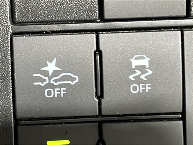 【運転席操作部】快適なドライブを楽しむための機能が装備されています！運転席から触れるので、使いやすいです！除菌プランいれていただくと、さらに清潔で安心していただけます！