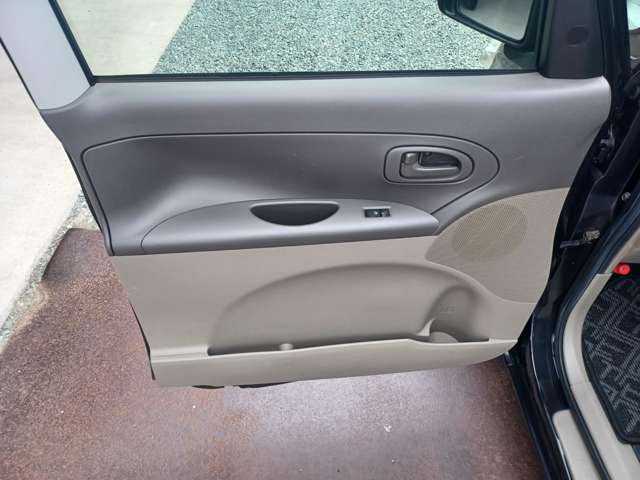掲載されてない車もあります。ご来店お待ちしております。