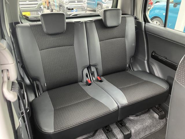 リアシートの画像ご確認ください。シートアレンジ画像も公開してます。