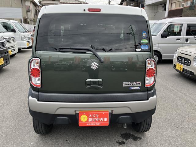 バックドアパネルの拡大写真も用意しています。