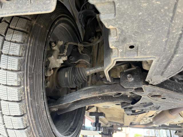 下廻りの状態です。腐食等もなくとても良いコンディションです。