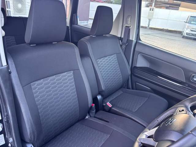 【　セカンドシート　】2列目も広々お乗りいただけます♪