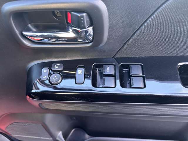 電動格納ミラー機能がなくても後付けできるものもあります！気になる方は是非一度ご相談を！！