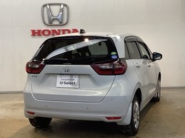 Honda認定中古車 U-Selectは3つの安心をお約束します。　1　Hondaのプロが整備した安心。 2　第三者機関がチェックした安心。　3　購入後もHondaが保証する安心。