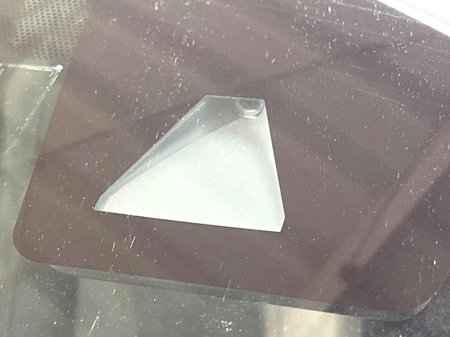 【トヨタセーフティセンス】走行中に前方の車両等を認識し、衝突しそうな時は警報とブレーキで衝突回避と被害軽減をアシスト。より安全にドライブをお楽しみいただけます。