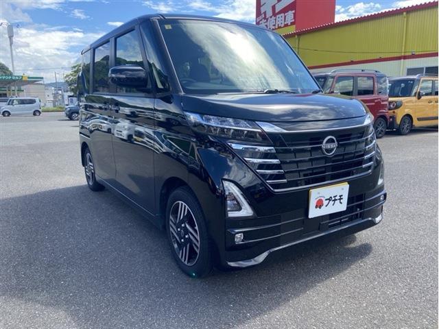 これからお車を購入し長くカーライフを楽しんで頂きたいと思い、当社スタッフは、そんな様々なお客様と安心して、楽しめるカーライフを一緒に考えてご提案させて頂いております