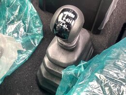 【トランスファー】オフロードや雪道に特化したモードへの切り替えも可能。高い走破性を活かし、オンロード以外でも活躍してくれます♪