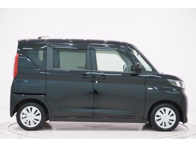 県内13店舗にて常時500台以上ダイハツ車を展示中です。見て、触って、納得のいく一台をぜひ見つけてください。