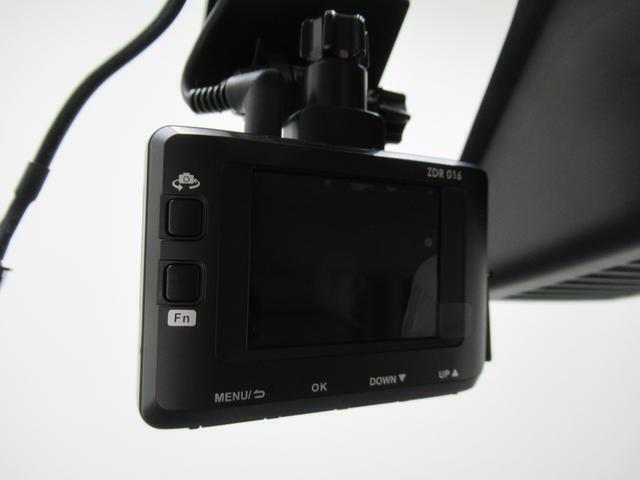 中古車は一物一価、同じようなお車でも、整備状況、外内装の状態など様々です。