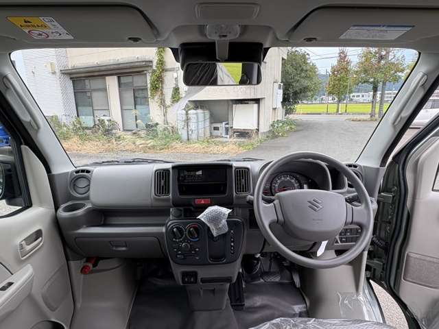 お客様に愛されるアットホームな店作りを心がけています！寛いで頂ける商談スペースも完備しています！