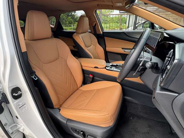 車両保管場所が変わる場合もございます。ご来店の際はお手数ですが、事前にご確認頂きましたうえでご来店をお願い申しあげます。