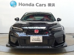 こちらのおクルマはメーカー保証期間内ですので新車一般保証特別保証を継承いたします（一般保証は新車登録月から3年間または走行60000kmまで、特別保証は新車登録月から5年間または100000kmまで）