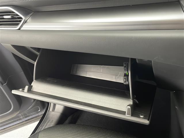 ☆整備工場・鈑金工場併設店舗☆ 車検・12検・オイル交換・板金など・・おクルマ購入後のアフターサポートも当店にお任せください！！