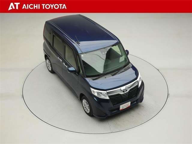 両側パワースライドドア付きだから、狭い駐車スペースなどでの乗り降りラクラク♪小さなお子さまのいるご家庭には嬉しい装備です。