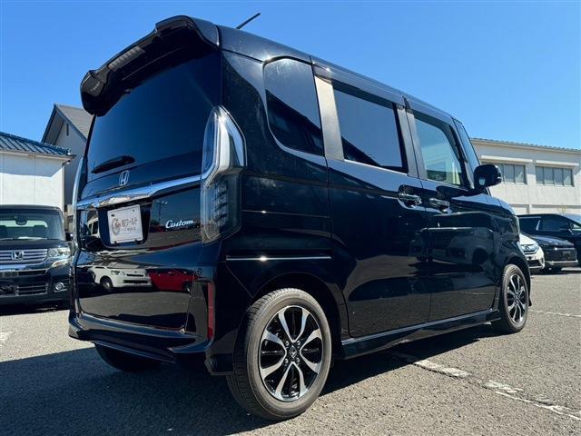 最短3日で、ご納車可能です！お車についてのご質問やお見積りのご依頼、ご希望のお支払方法や月々のお支払金額・任意の保険内容のご相談も承っておりますので、お気軽に当店へお問い合わせ下さい！