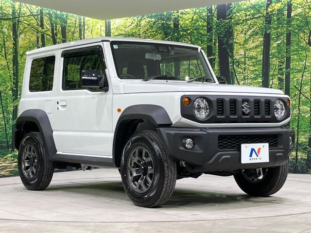 大好評のボディコーティング「弾スプラッシュコート」もご納車までに施工可能。通常のガラスコートと異なる、耐久年数6年の無機質ガラスコーティングが、ボディをキレイな状態に保ってくれます。