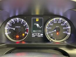 【スピードメーター】メーターがシンプルで見やすく運転しやすいですね！