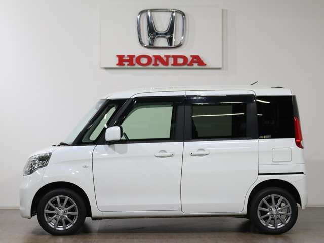 ボディカラーはクリスタルホワイトパールです。