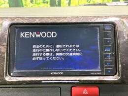 【ナビゲーション】目的地までしっかり案内してくれる使いやすいナビ。Bluetooth接続すればお持ちのスマホやMP3プレイヤーの音楽を再生可能！毎日の運転がさらに楽しくなります！！