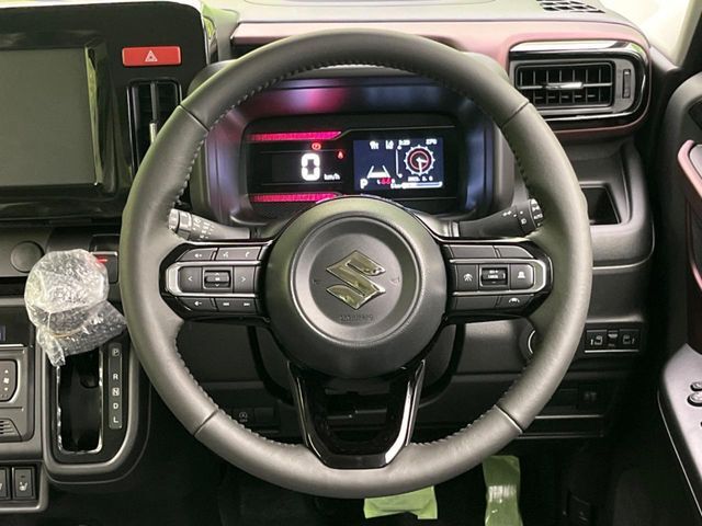 【純正革巻きステアリング】上質な革を使用することで、手にしっかり馴染みとても運転しやすいハンドルです♪