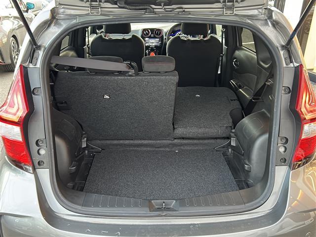 店舗にて現車の確認もいただけますので、お電話で在庫のご確認の上是非ご来店くださいませ。