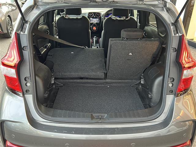 店舗にて現車の確認もいただけますので、お電話で在庫のご確認の上是非ご来店くださいませ。