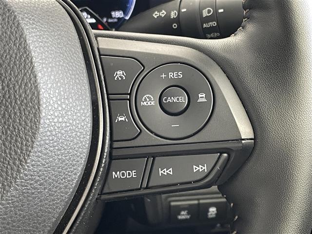 【運転席操作部】快適なドライブを楽しむための機能が装備されています！運転席から触れるので、使いやすいです！除菌プランいれていただくと、さらに清潔で安心していただけます！