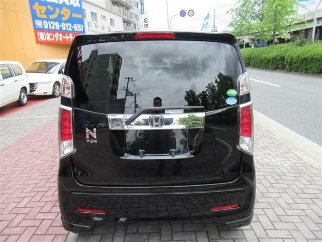 室内展示用完備♪雨の日でもゆっくりご覧頂けますよ♪ホンダオートディーラーホンダ専門店♪TEL06-6744-2222☆