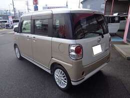 当店でご購入のお客様はオイル交換が無料です。どうぞご利用ください＊ただし、車検を他社にてお受けされた方は無効となります。オイル交換は当店入庫に限ります。