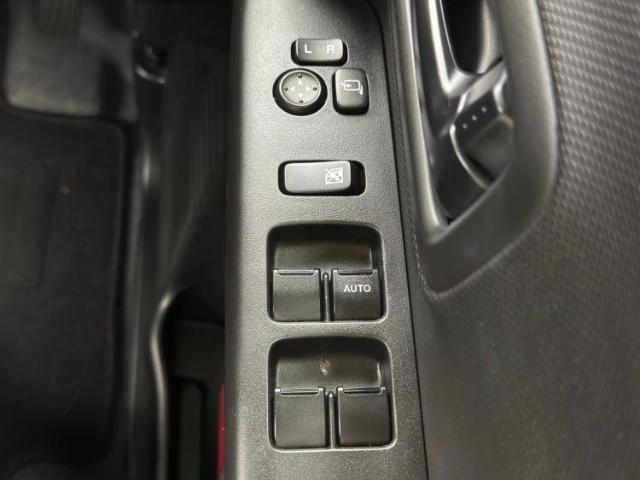 お車に合わせて無料保証以外にも、保証範囲、期間、距離を拡充させた有料保証もご用意しております！中古車の購入が初めてで不安・・・というお客様もご安心ください！